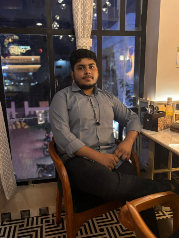 Founder of ZaykaaGraphix